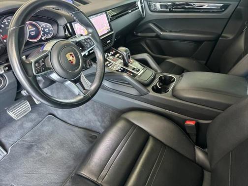 2020 Porsche Cayenne S