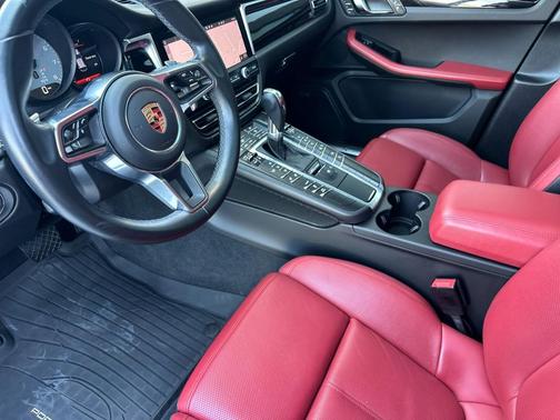 Black 2020 Porsche Macan Macan