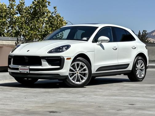2025 Porsche Macan 
