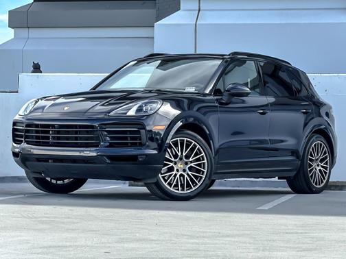 2023 Porsche Cayenne Platinum Edition
