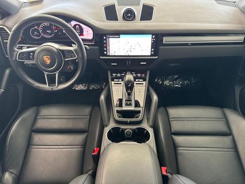 Black 2023 Porsche Cayenne Cayenne