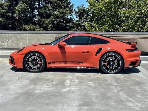 2021 Porsche 911 Turbo