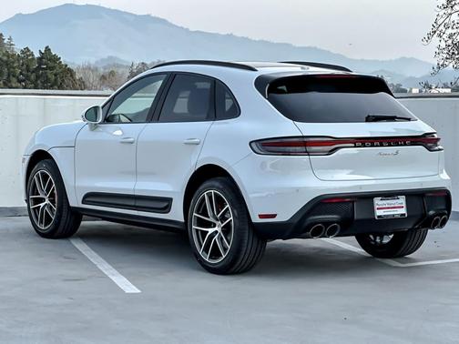2026 Porsche Macan S