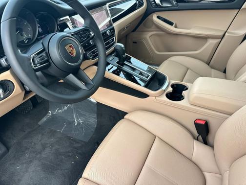 2026 Porsche Macan S
