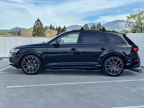 2020 Audi Q7 55 Prestige