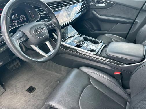 2020 Audi Q7 55 Prestige