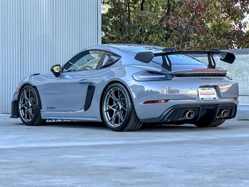 2023 Porsche 718 Cayman GT4 RS