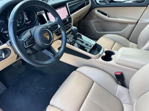 Black 2023 Porsche Macan Macan