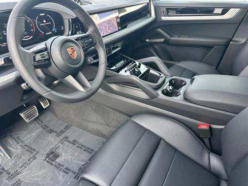 2026 Porsche Cayenne Cayenne E-Hybrid