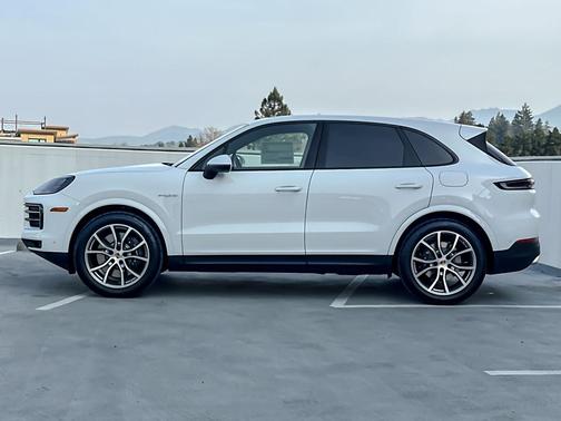 2026 Porsche Cayenne Cayenne E-Hybrid