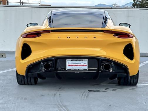 2024 Lotus Emira V6 First Edition