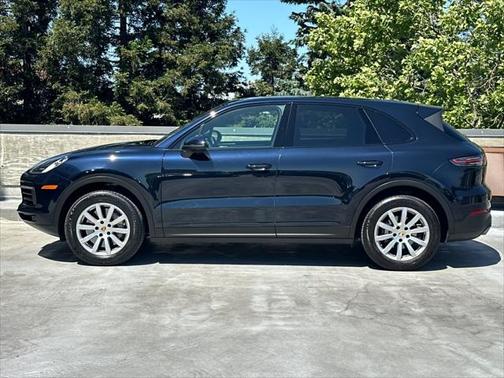2022 Porsche Cayenne S