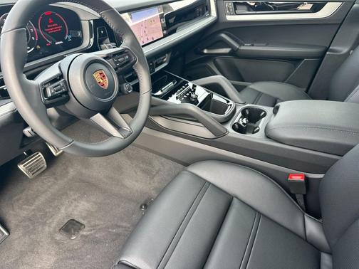 2026 Porsche Cayenne S