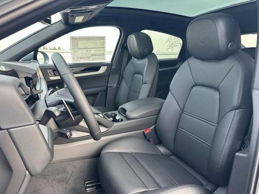 2026 Porsche Cayenne S