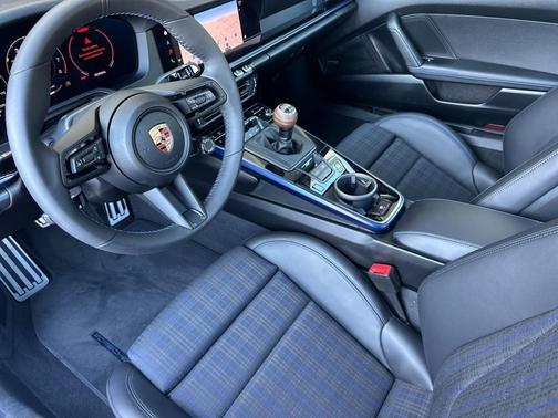 2026 Porsche 911 Carrera T