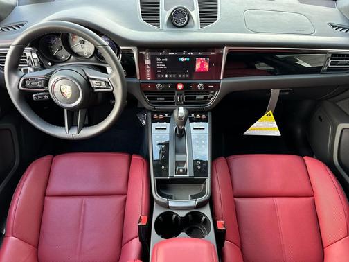 2026 Porsche Macan S