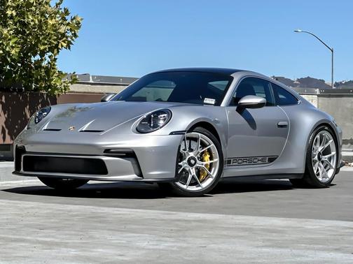 2022 Porsche 911 GT3 w/Touring Package