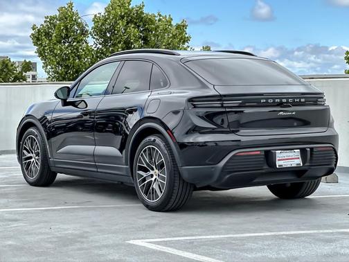 Black 2025 Porsche Macan Macan Electric 4
