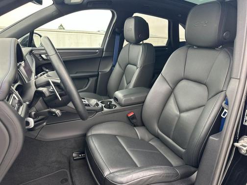 2023 Porsche Macan GTS