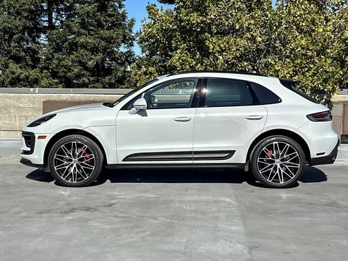 2023 Porsche Macan S