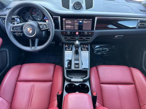 Chalk 2025 Porsche Macan