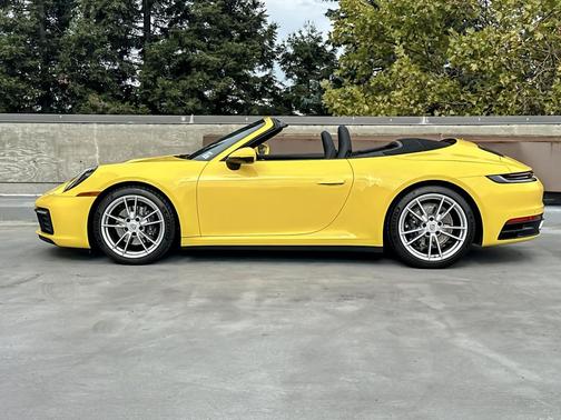 2023 Porsche 911 Carrera