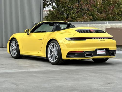 2023 Porsche 911 Carrera