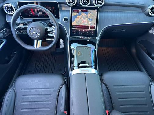 2025 Mercedes-Benz GLC 300 4MATIC