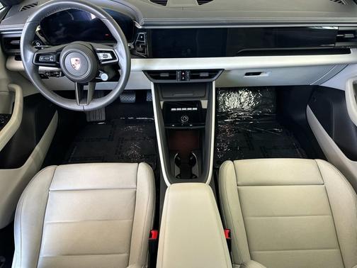 Black 2025 Porsche Macan Macan Electric