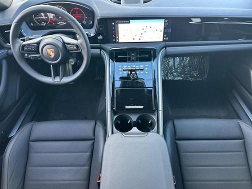 2026 Porsche Panamera 