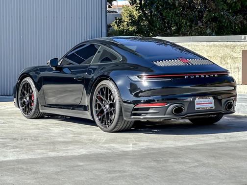 2021 Porsche 911 Carrera S