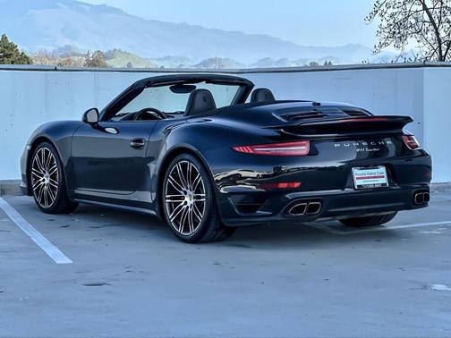 2015 Porsche 911 Turbo