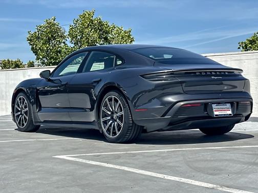 Volcano Grey Metallic 2023 Porsche Taycan