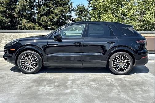 2022 Porsche Cayenne