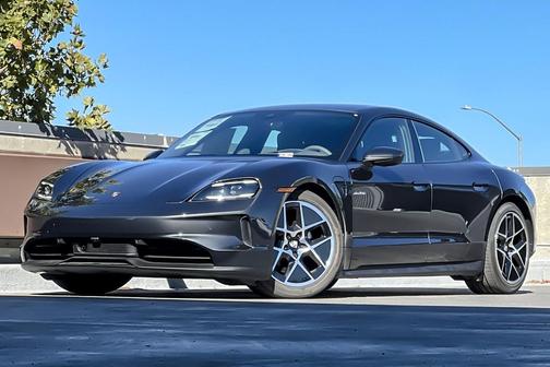 2025 Porsche Taycan 
