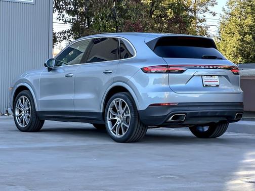 2021 Porsche Cayenne Cayenne