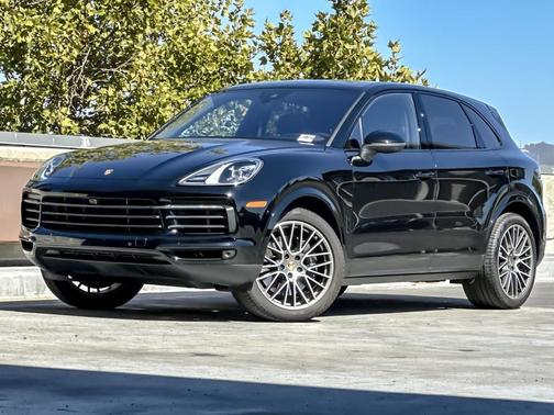 2023 Porsche Cayenne Platinum Edition