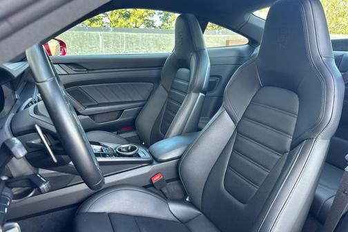 2024 Porsche 911 Carrera 4 GTS