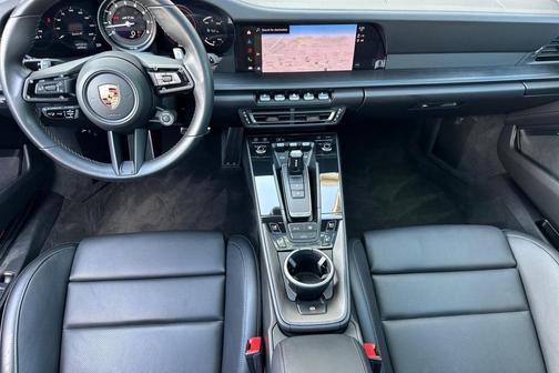 2024 Porsche 911 Carrera 4 GTS
