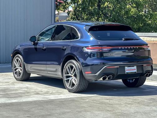 2023 Porsche Macan S