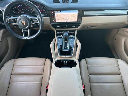 2023 Porsche Cayenne Platinum Edition