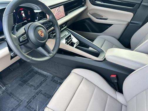 2026 Porsche Macan Electric