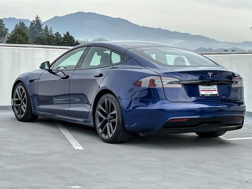 2022 Tesla Model S Dual Motor All-Wheel Drive
