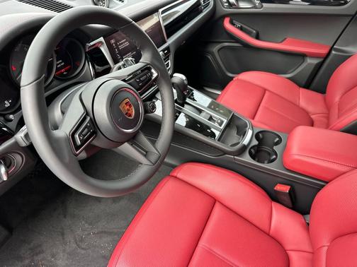 2026 Porsche Macan S