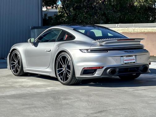 2024 Porsche 911 Turbo S