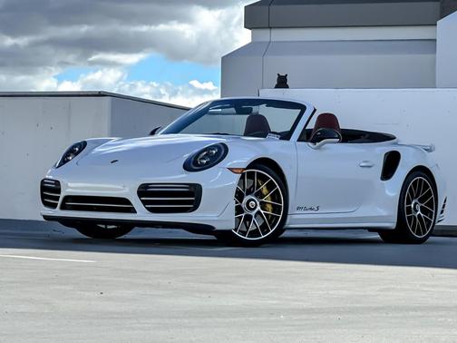 2018 Porsche 911 Turbo S