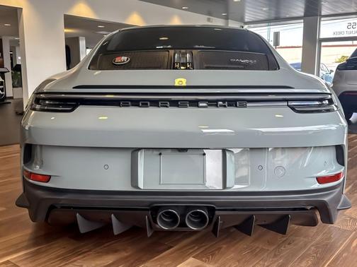 2024 Porsche 911 S/T