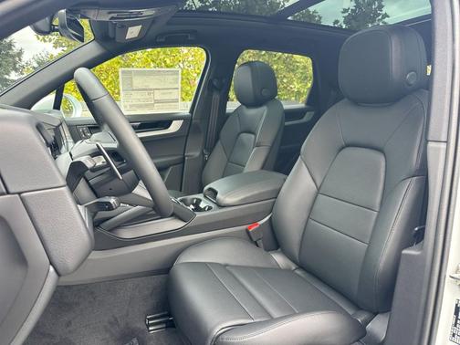 2026 Porsche Cayenne Cayenne