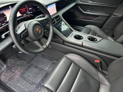 2022 Porsche Taycan 4S