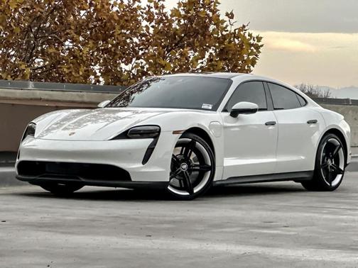 2022 Porsche Taycan 4S